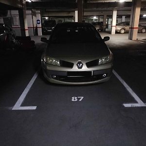 Triana Boutique Free Parking